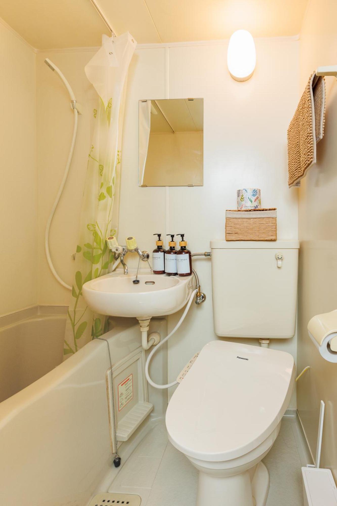 Hideaway Miyakojima Apartment Осака Екстериор снимка